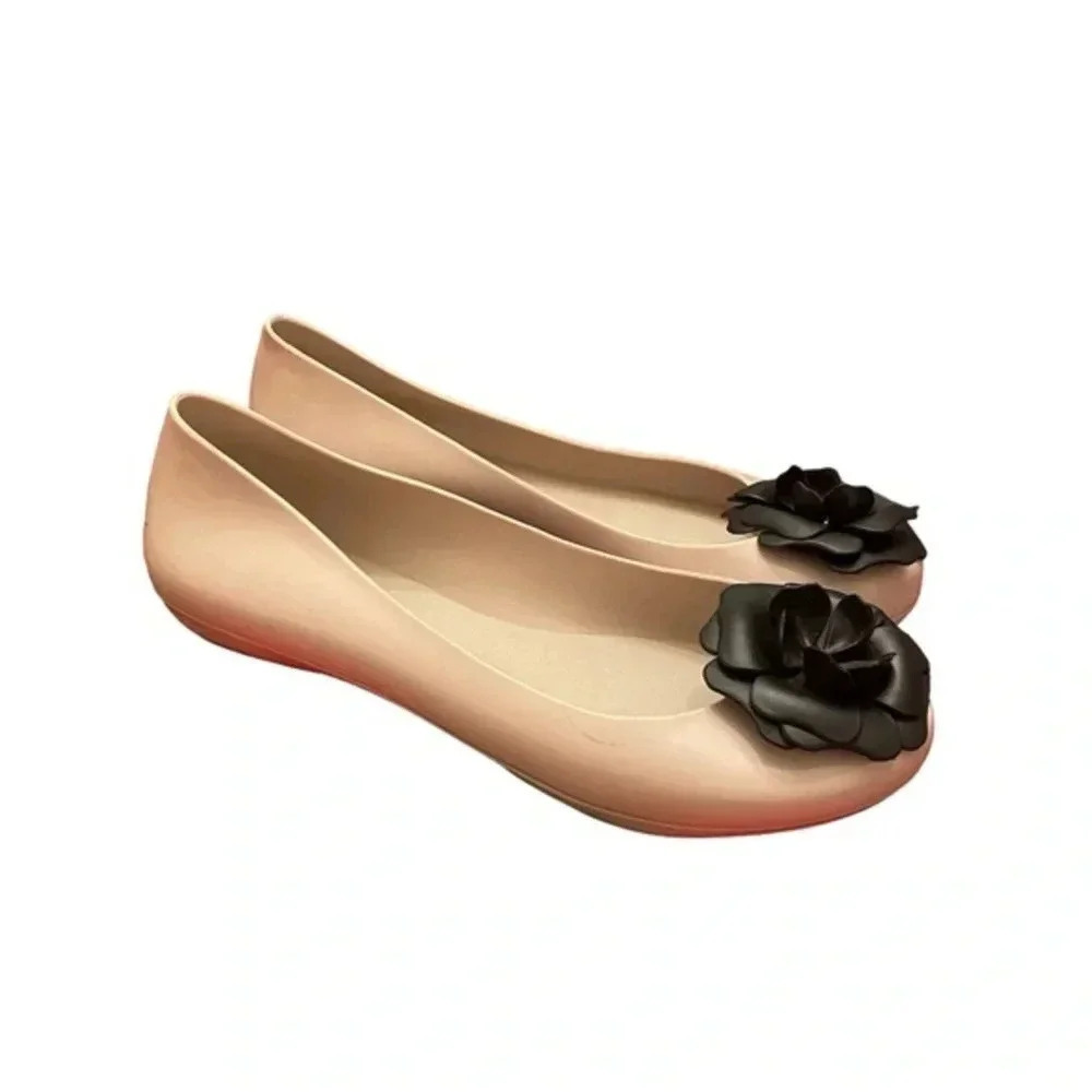 mel Dreamed by melissa Women's Pop Heart Ballet Flat